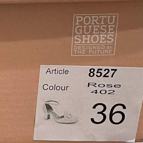 NEW Relance Very Me T-Strap Heels - Picture 6 of 6